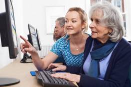 Возможности обучения и развития для пожилого человека в доме престарелых